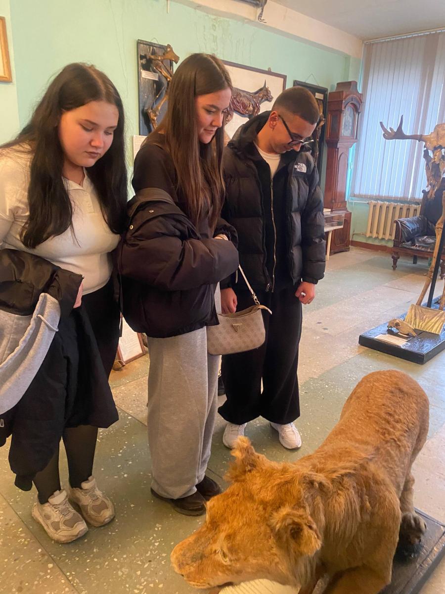 Петровские школьники посетили Вавиловский университет с экскурсией Фото 8 Петровские школьники посетили Вавиловский университет с экскурсией Фото 8