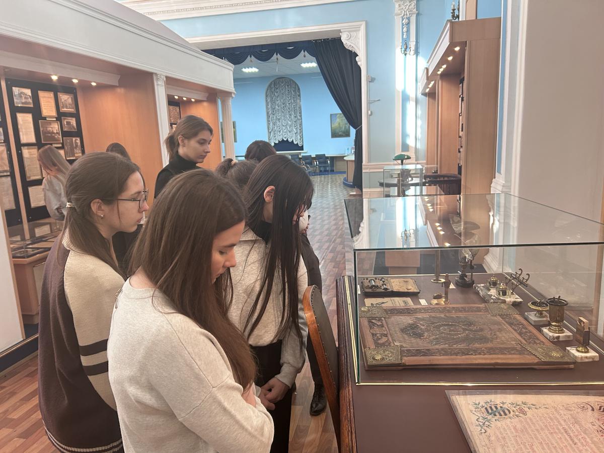 В музее прошла экскурсия для студентов ФТК Фото 2