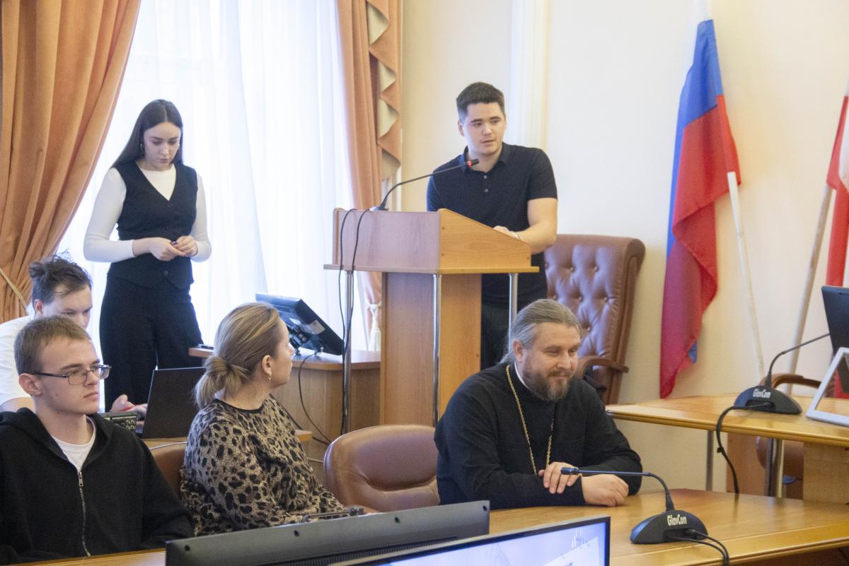 В вузе обсудили влияние цифровых технологий  и социальных сетей на молодежь Фото 6 В вузе обсудили влияние цифровых технологий  и социальных сетей на молодежь Фото 6