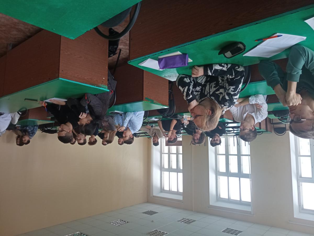 Сотрудник банка ВТБ провел беседу «Финансовая грамотность» Фото 1 Сотрудник банка ВТБ провел беседу «Финансовая грамотность» Фото 1