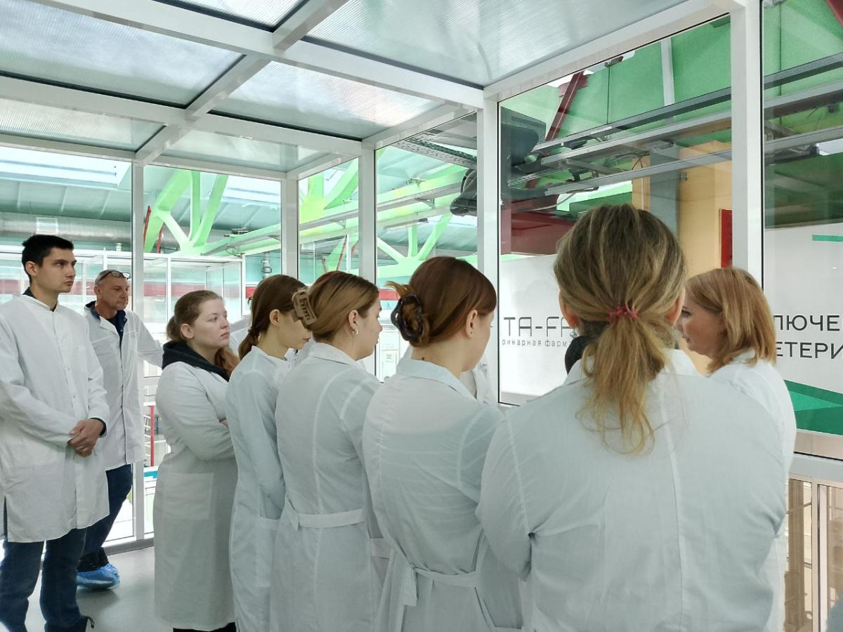 Студенты института ветеринарной медицины и фармации посетили ведущего производителя ветеринарных препаратов Фото 2