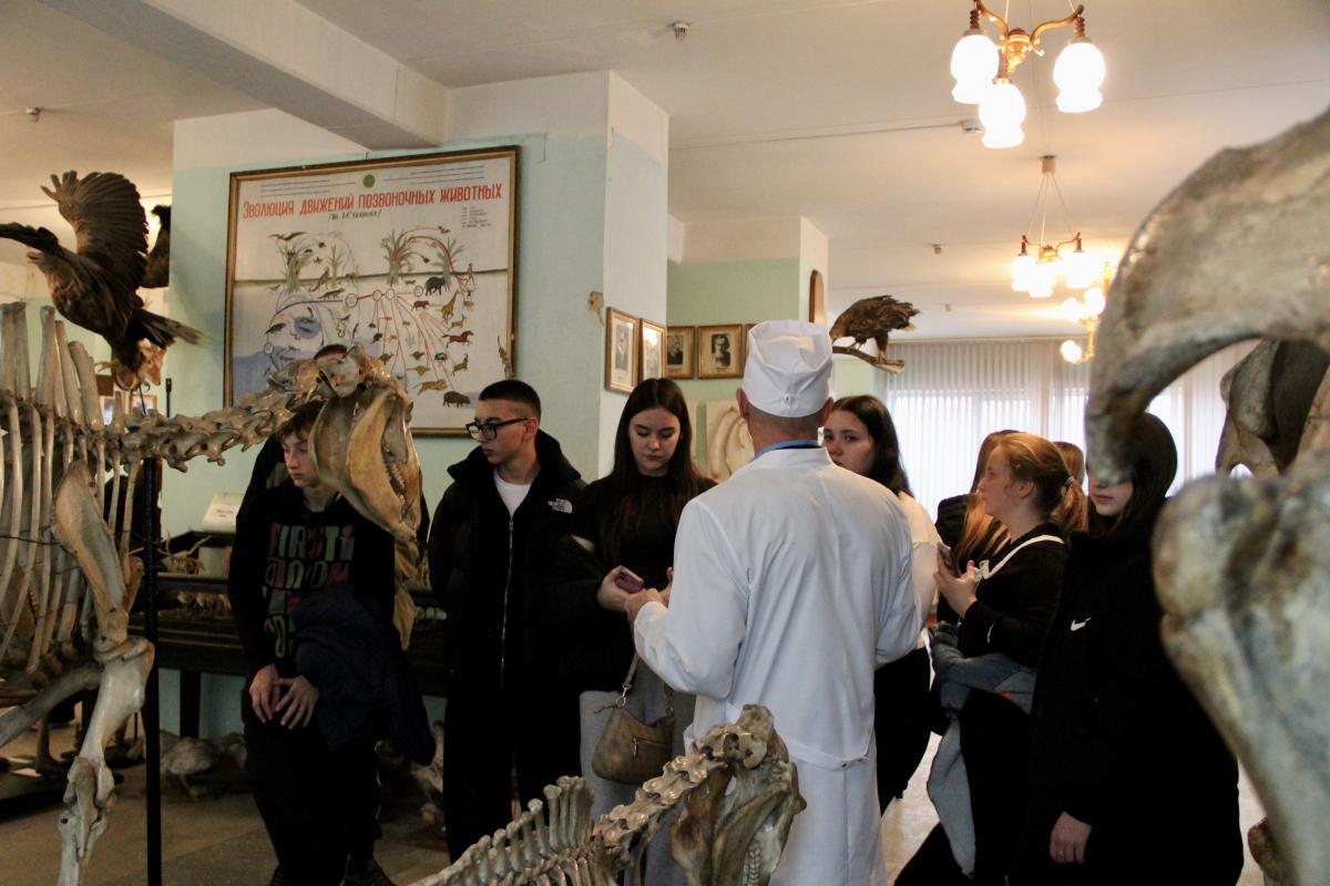 Петровские школьники посетили институт ветеринарной медицины и фармации Фото 6