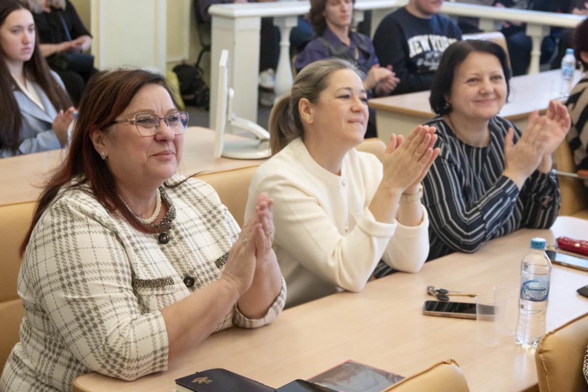 В университете обсудили современные тенденции и будущее пищевой и перерабатывающей промышленности Фото 4