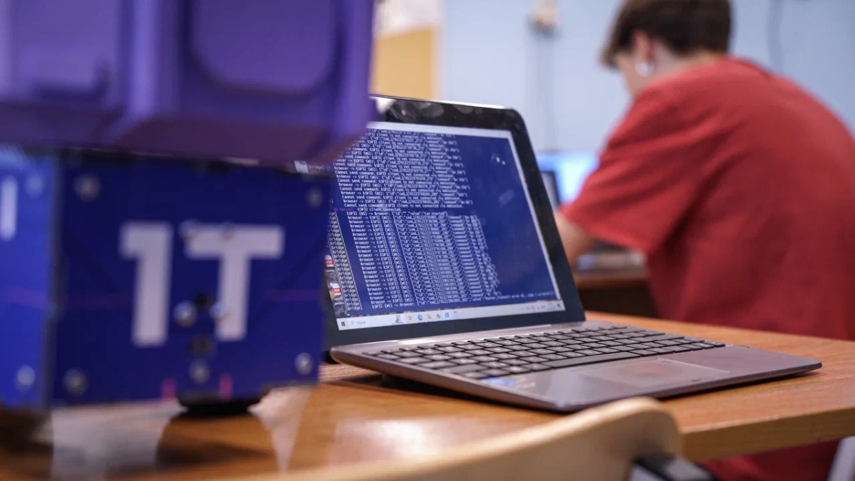 Заведующий кафедрой провëл открытый урок в рамках проекта "Код Будущего" Фото 10 Заведующий кафедрой провëл открытый урок в рамках проекта "Код Будущего" Фото 10