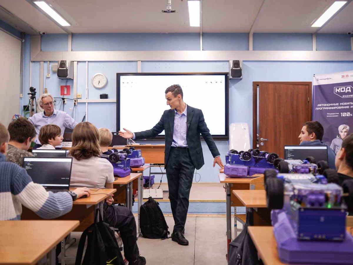 Заведующий кафедрой провëл открытый урок в рамках проекта 