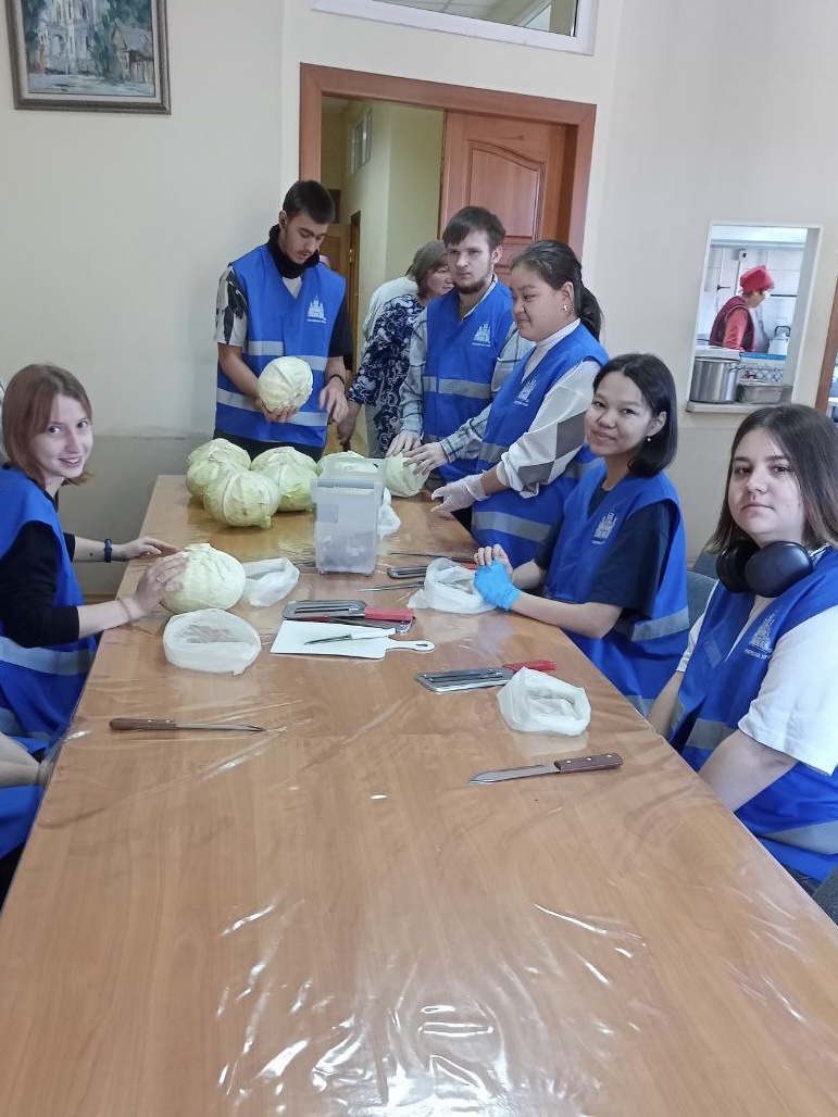 Участие студентов колледжа в волонтёрском движении Фото 2 Участие студентов колледжа в волонтёрском движении Фото 2