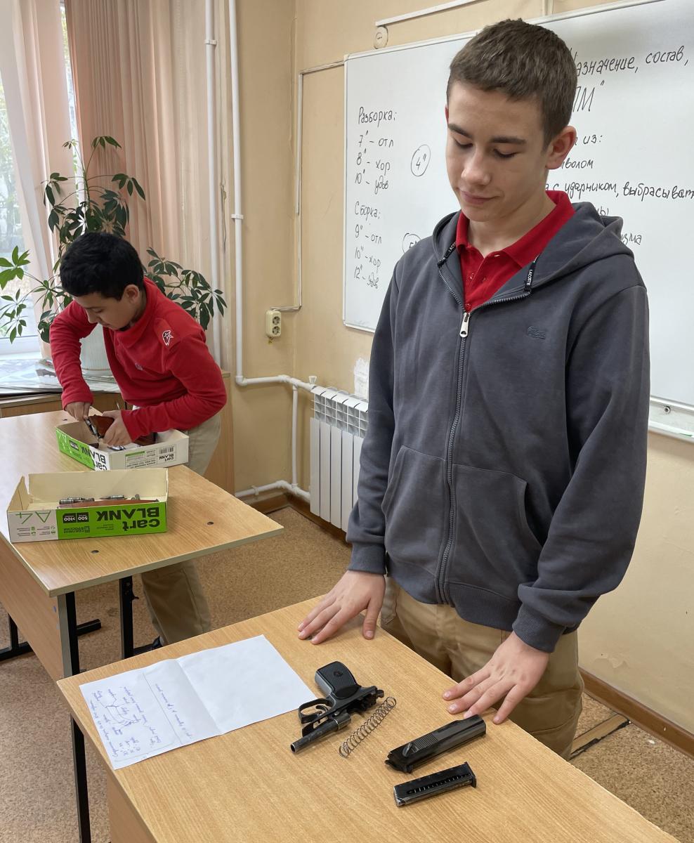 Военно-патриотическая работа с образовательными учреждениями г. Саратова Фото 1