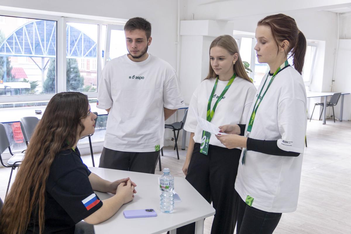 Второй день образовательной программы «Поля возможностей» Фото 10 Второй день образовательной программы «Поля возможностей» Фото 10