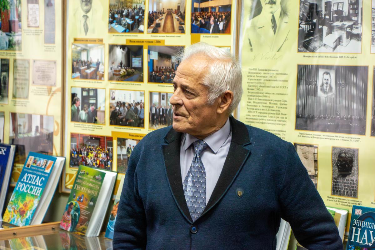 Вавиловский университет посетила делегация Молодежного парламента ЛНР Фото 7 Вавиловский университет посетила делегация Молодежного парламента ЛНР Фото 7