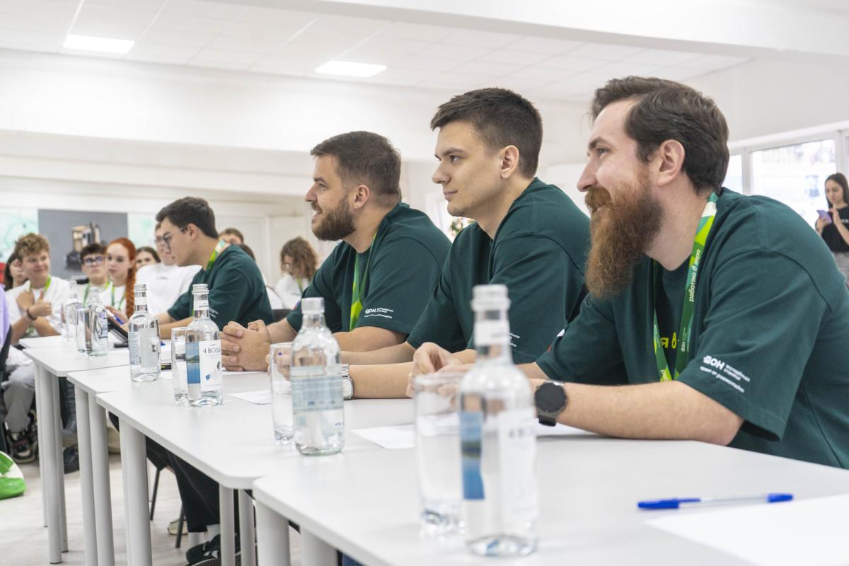 В Вавиловском университете завершилась образовательная программа «Поля возможностей» Фото 6 В Вавиловском университете завершилась образовательная программа «Поля возможностей» Фото 6