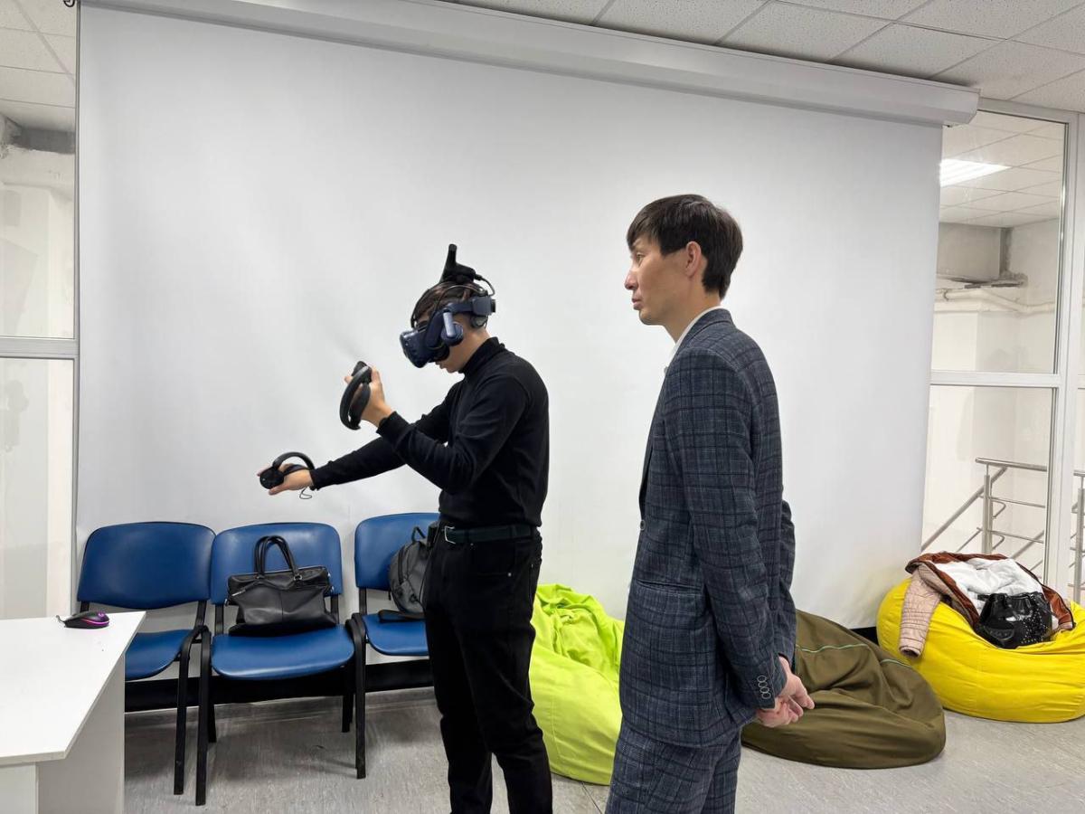 Вавиловский университет встречает делегации университетов г. Саратова и г. Уральска Фото 1 Вавиловский университет встречает делегации университетов г. Саратова и г. Уральска Фото 1