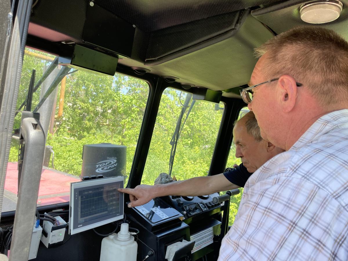 "Партнёрство в тракторостроении: Встреча с представителем АО «Научно-производственная корпорация «Уралвагонзавод» на базе университета" Фото 3