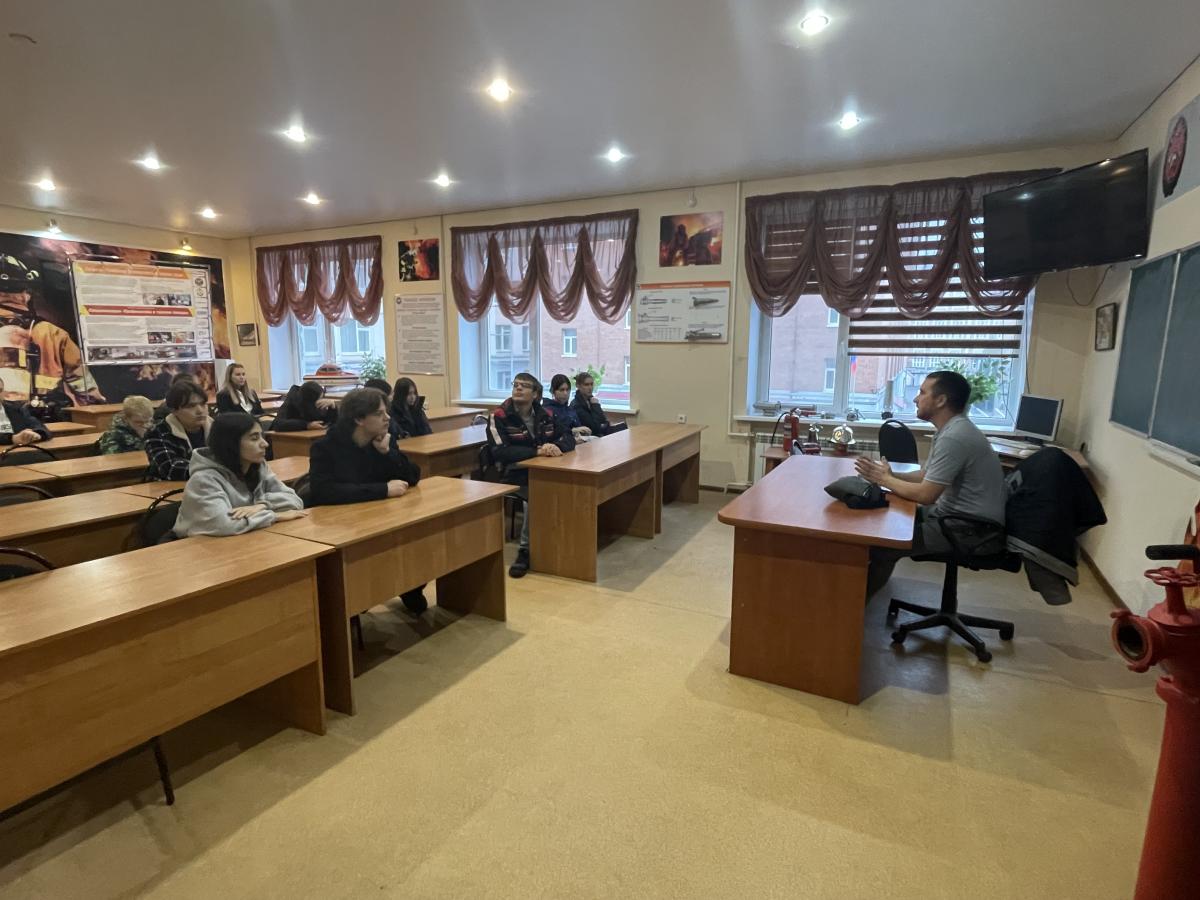 Будущее в наших руках: Профориентационная встреча со школьниками в Вавиловском университете.