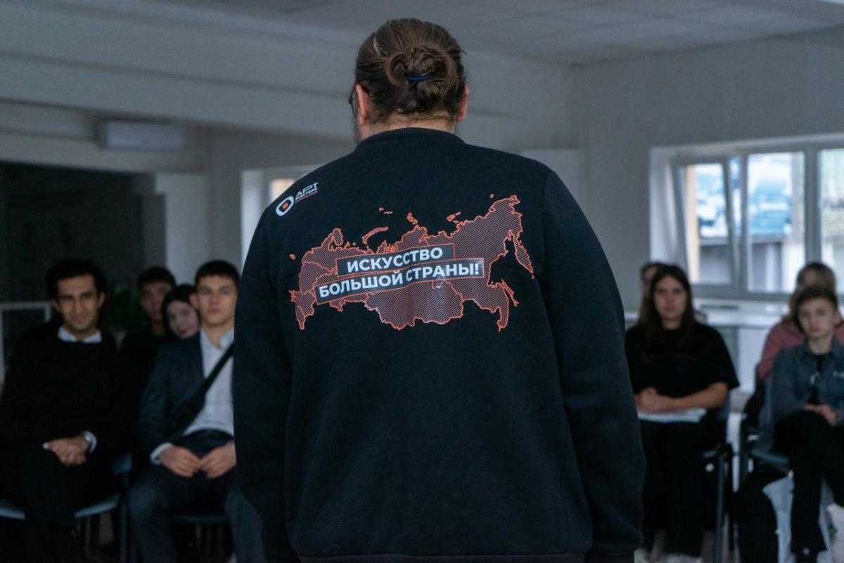 Стартовала обучающая программа региональной школьной лиги дебатов «Свобода мысли» Фото 3 Стартовала обучающая программа региональной школьной лиги дебатов «Свобода мысли» Фото 3