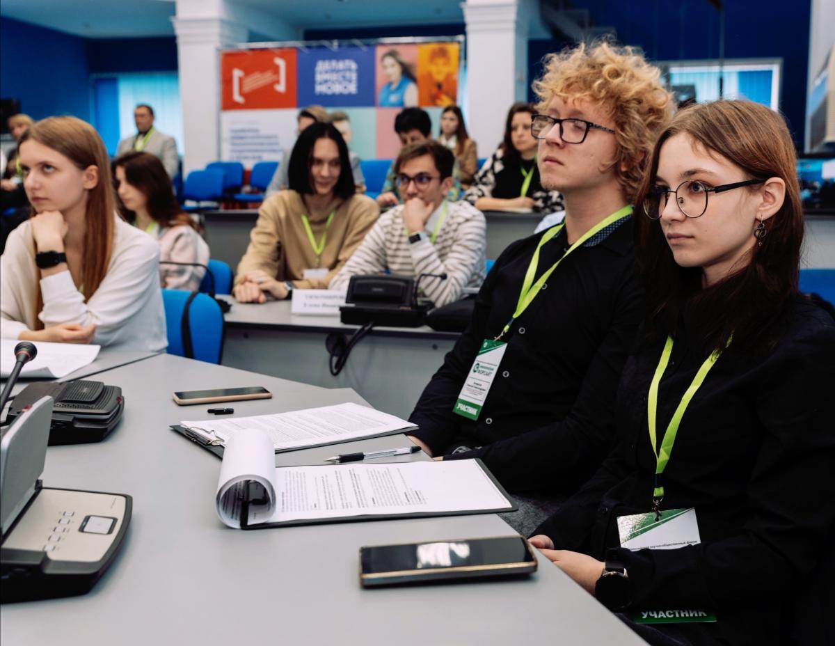 Участие студентов Вавиловского университета в конкурсе «ЭПАНТ-2025» Фото 3 Участие студентов Вавиловского университета в конкурсе «ЭПАНТ-2025» Фото 3