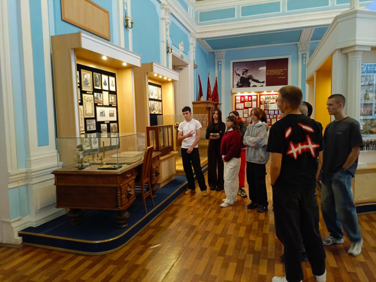 Первокурсники группы «Т Плюс» познакомились с историей Вавиловского университета в музее ВУЗа Фото 3