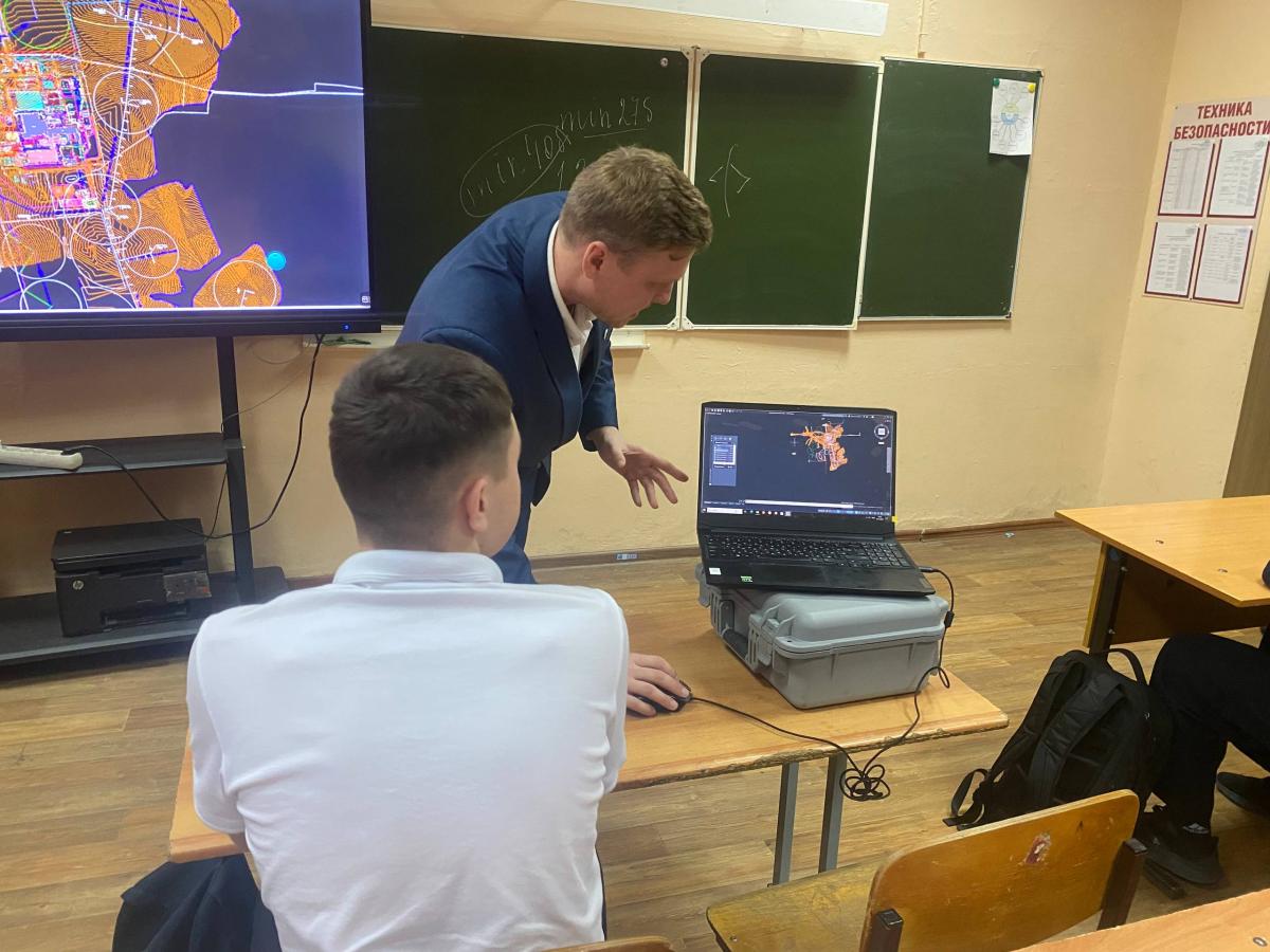 Саратовские школьники узнали о преимуществах обучения в Вавиловском университете Фото 5