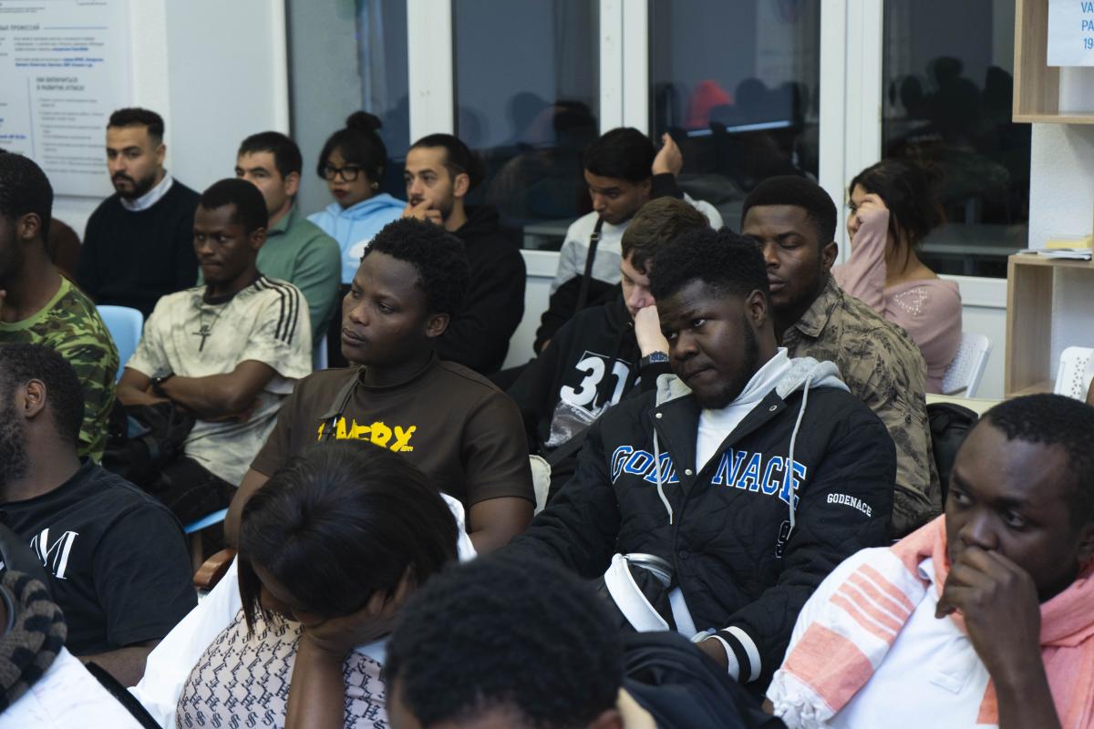 В университете прошли лекции адаптационного курса для иностранных студентов Фото 6