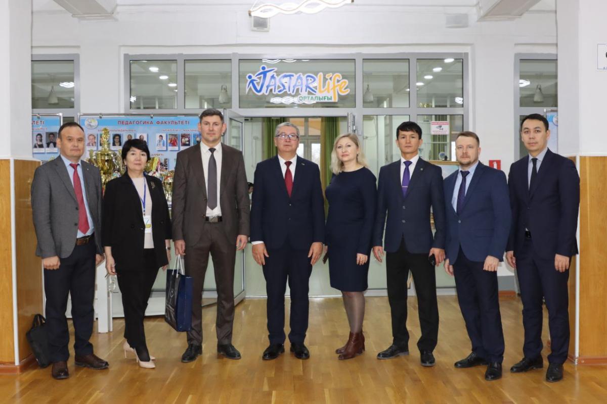 Делегация вуза приняла участие в XXI Форуме межрегионального сотрудничества России и Казахстана Фото 5 Делегация вуза приняла участие в XXI Форуме межрегионального сотрудничества России и Казахстана Фото 5