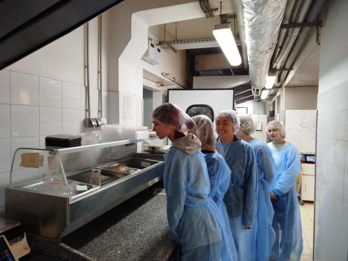 Экскурсия ООО «АШАН» Фото 6 Экскурсия ООО «АШАН» Фото 6