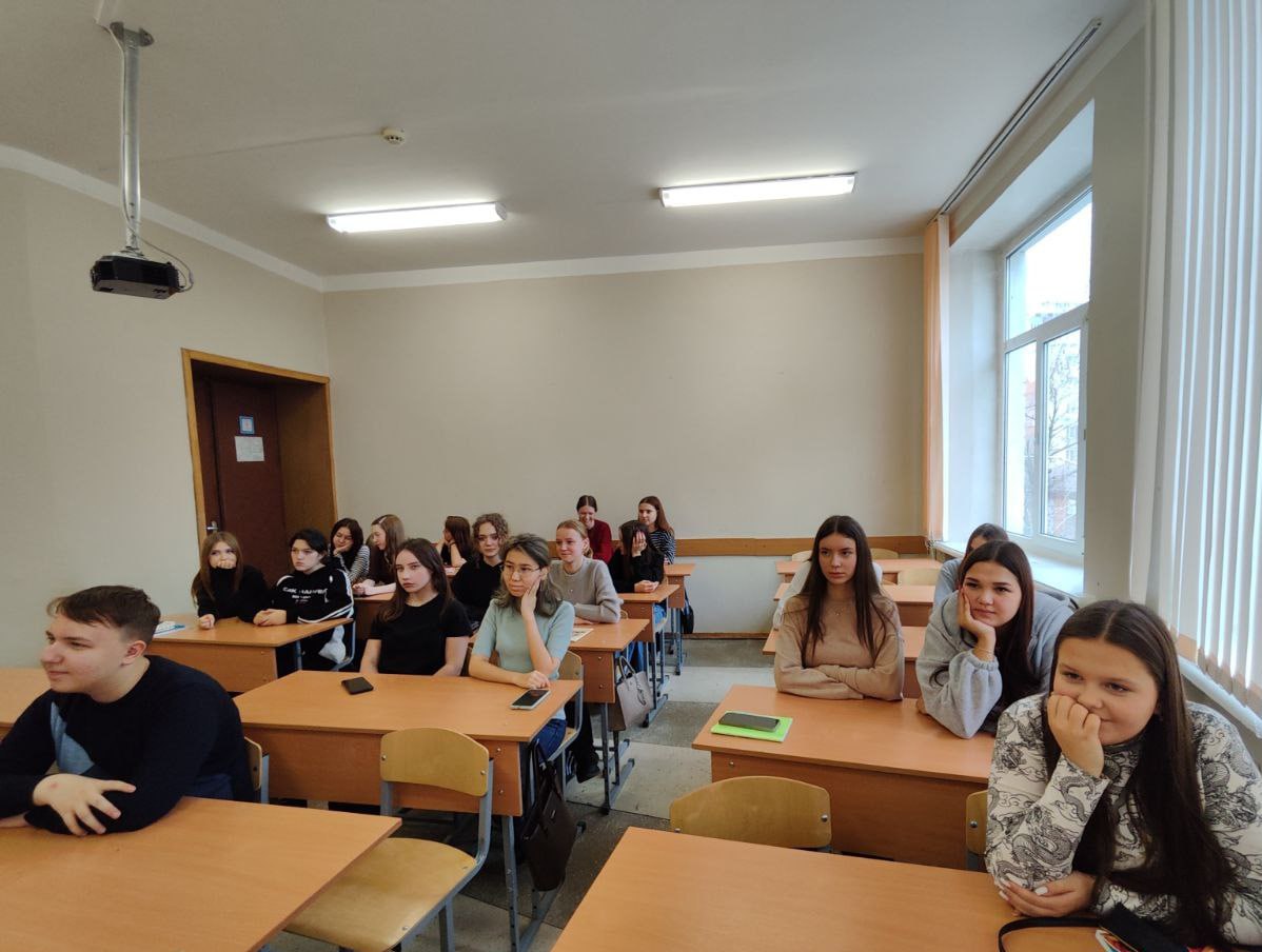 Кураторский час, посвященный Единому дню профилактики безнадзорности и правонарушений несовершеннолетних Фото 2