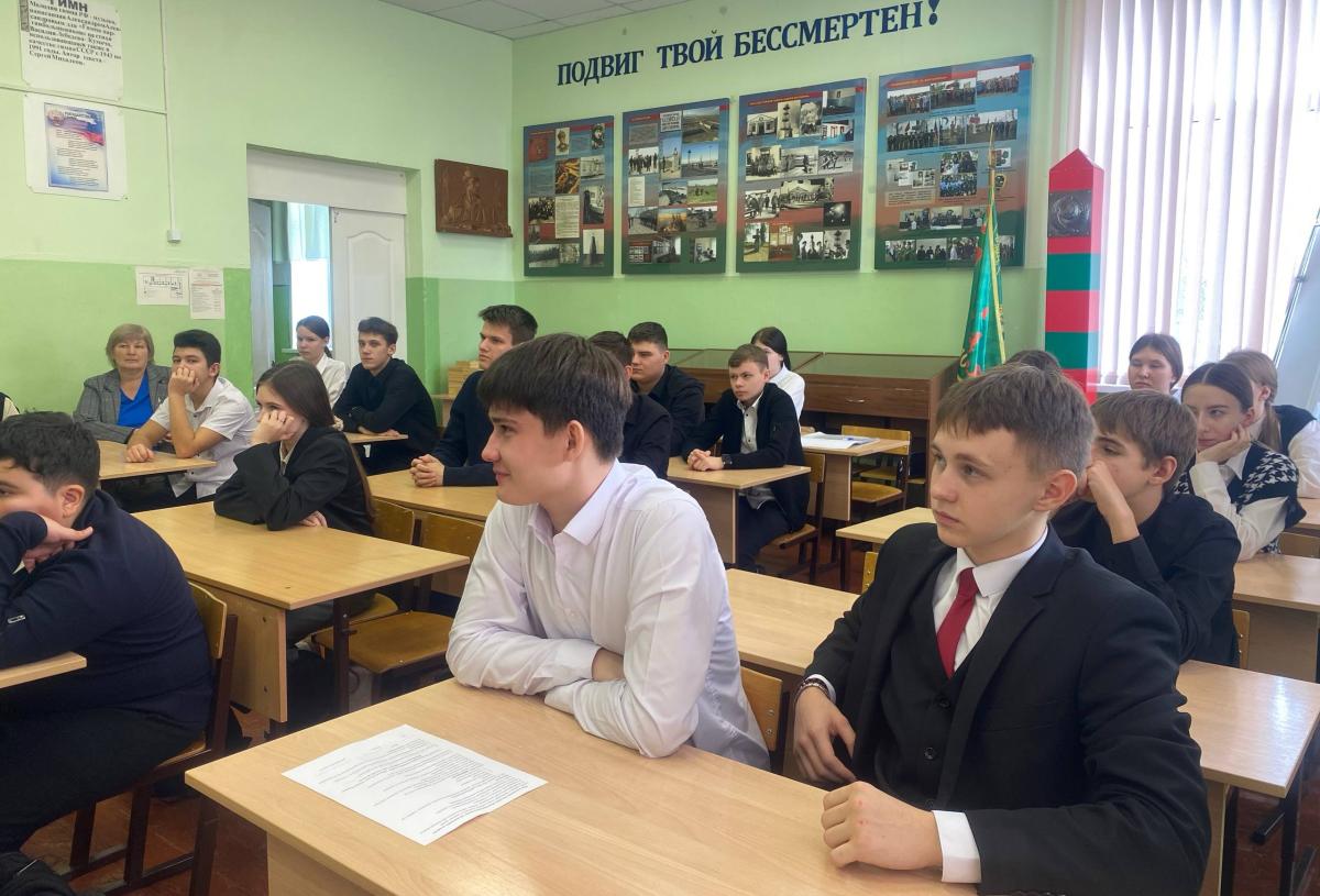 В агроклассах р. п. Новые Бурасы прошли плановые занятия Фото 4