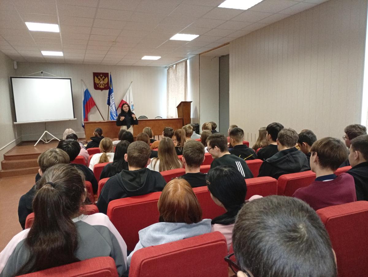 Акция «День правовой помощи детям» прошла успешно в Марксовском сельскохозяйственном техникуме Фото 1