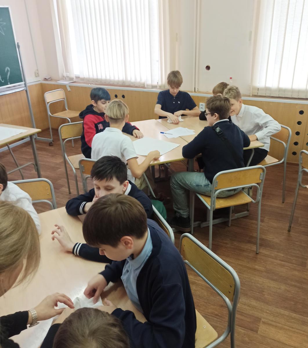 Школьники из "Лицея N3 имени Пушкина А. С." приняли участие в научно-познавательной викторине: Секреты науки о питании. Фото 3 Школьники из "Лицея N3 имени Пушкина А. С." приняли участие в научно-познавательной викторине: Секреты науки о питании. Фото 3