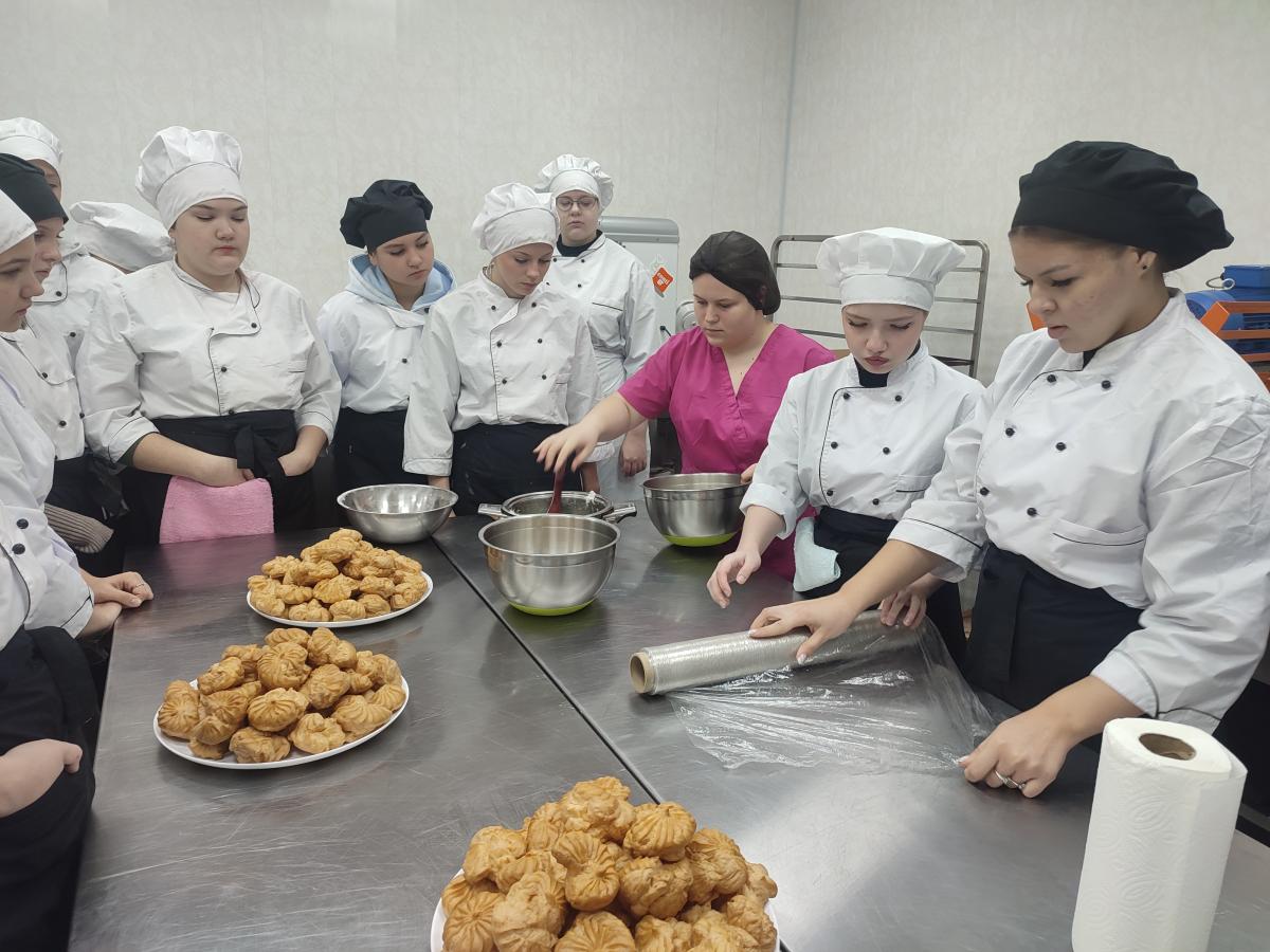 Мастер-класс «Приготовление изделий из заварного полуфабриката» Фото 4 Мастер-класс «Приготовление изделий из заварного полуфабриката» Фото 4