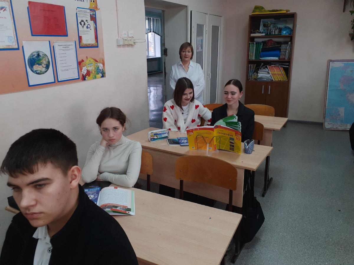 Кустовое профориентационное мероприятие в МОУ СОШ Духовницкого района Фото 3