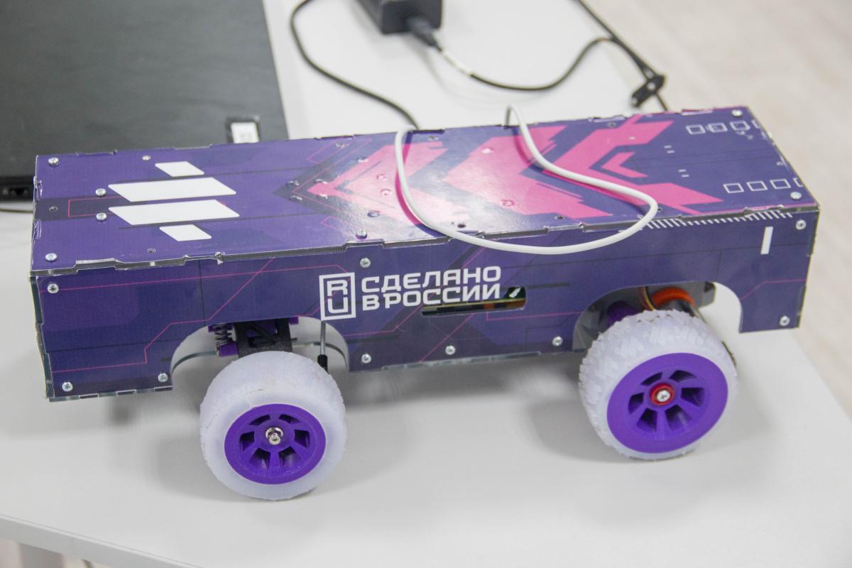 В Вавиловском университете открылся межрегиональный хакатон Фото 2 В Вавиловском университете открылся межрегиональный хакатон Фото 2