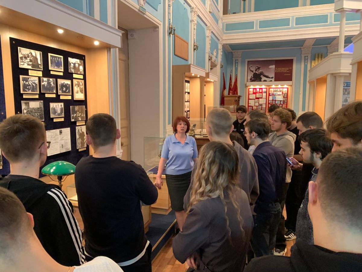 Кураторский час в музее истории Вавиловского университета Фото 1