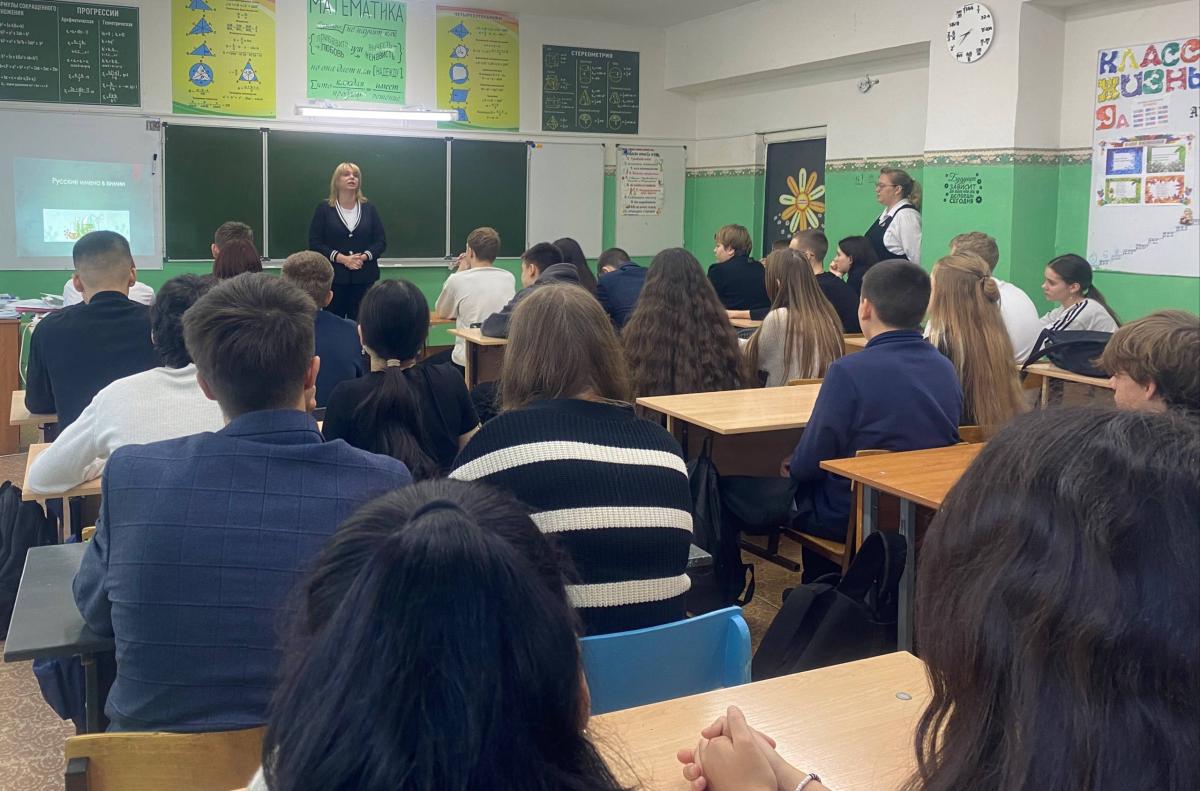 Школьники Энгельсского района познакомились с методами проверки качества сельхозпродукции Фото 12