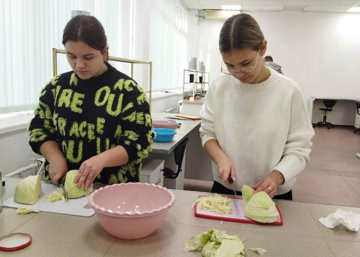 Практическое занятие: «Приготовление солено-квашеной продукции» Фото 1