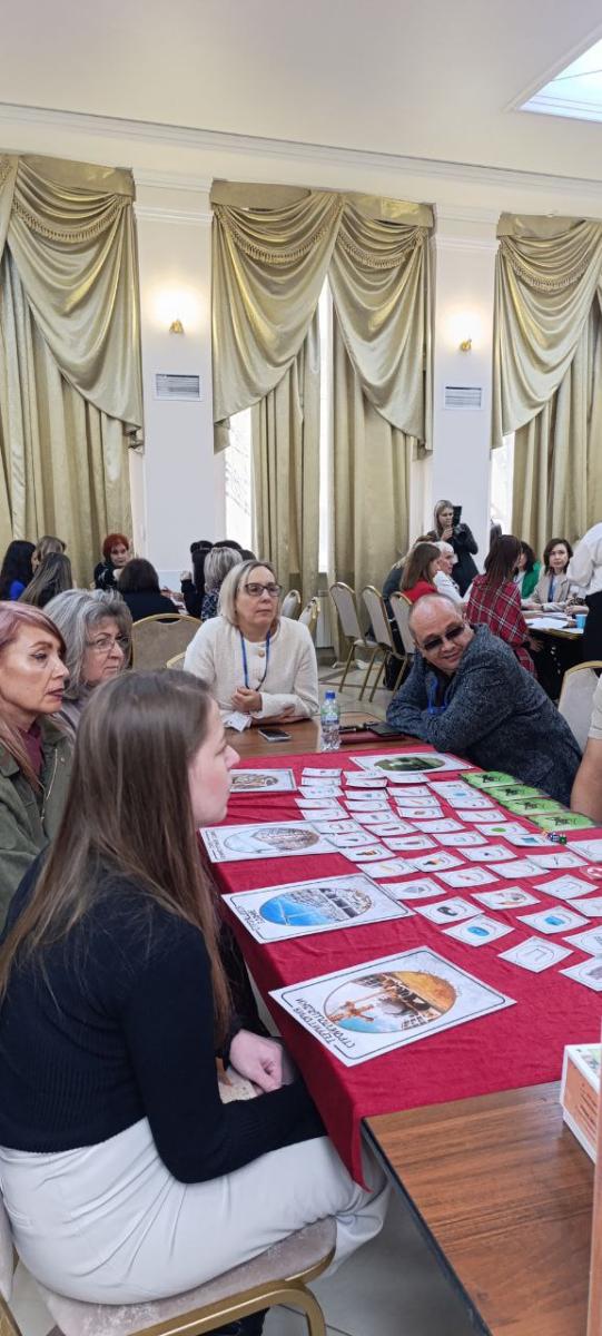 Преподаватели и студенты университета – участники форума  по охране труда Фото 5