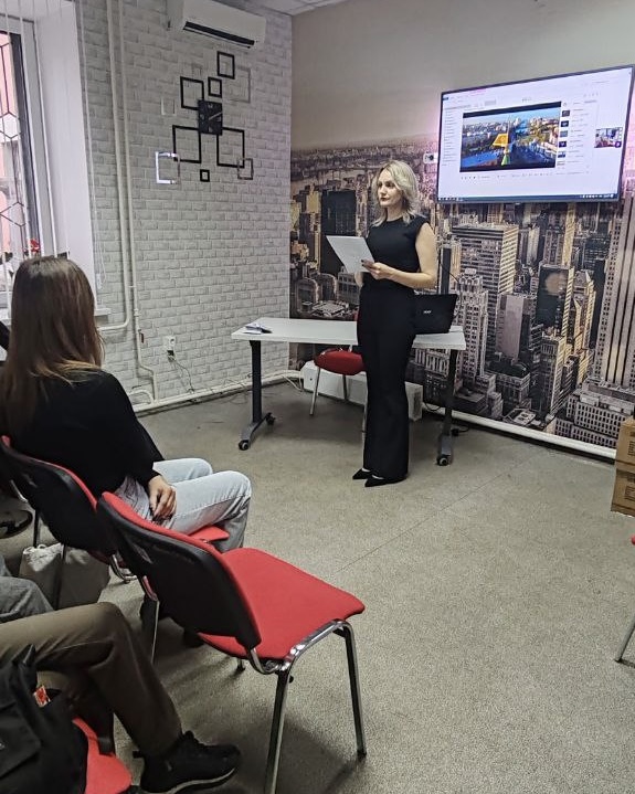 Экскурсия в Приволжский региональный общий центр обслуживания - структурное подразделение Центра корпоративного учета и отчетности "Желдоручет" - филиала ОАО "РЖД" Фото 9