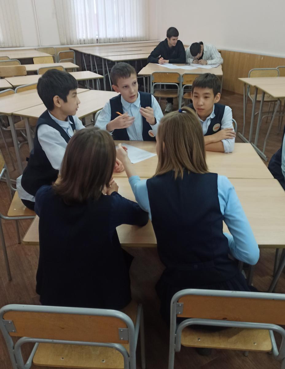 Профориентационная игра «Что, Где, Когда: вопросы о питании» от Вавиловского университета Фото 6 Профориентационная игра «Что, Где, Когда: вопросы о питании» от Вавиловского университета Фото 6