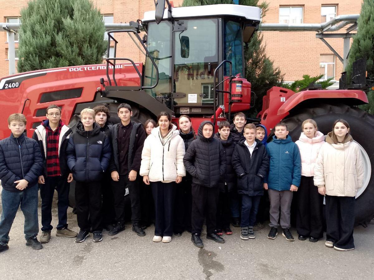 Ученики МАОУ «СОШ №51 имени Г.К. Жукова» в Вавиловском университете