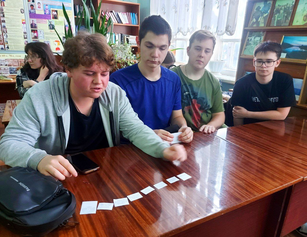 Квест-игра «Код.Перезагрузка» ко Дню информатики Фото 4 Квест-игра «Код.Перезагрузка» ко Дню информатики Фото 4