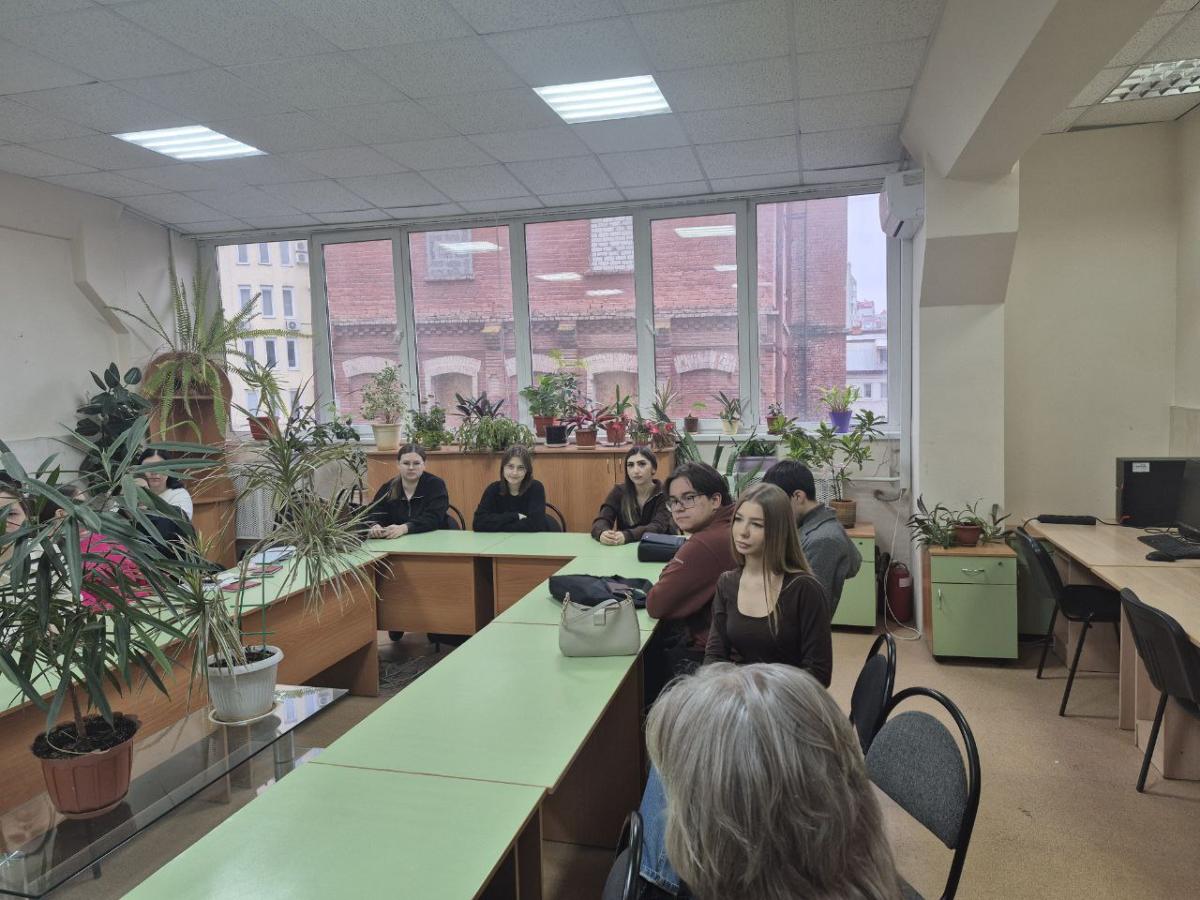 Тематическая беседа с обучающимися в рамках Международного дня борьбы с коррупцией Фото 2 Тематическая беседа с обучающимися в рамках Международного дня борьбы с коррупцией Фото 2