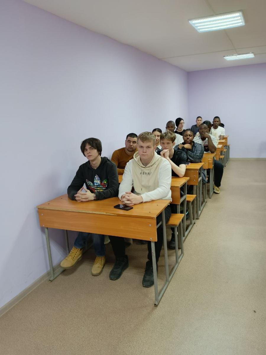 Кураторский час «Не стать жертвой террора» Фото 3