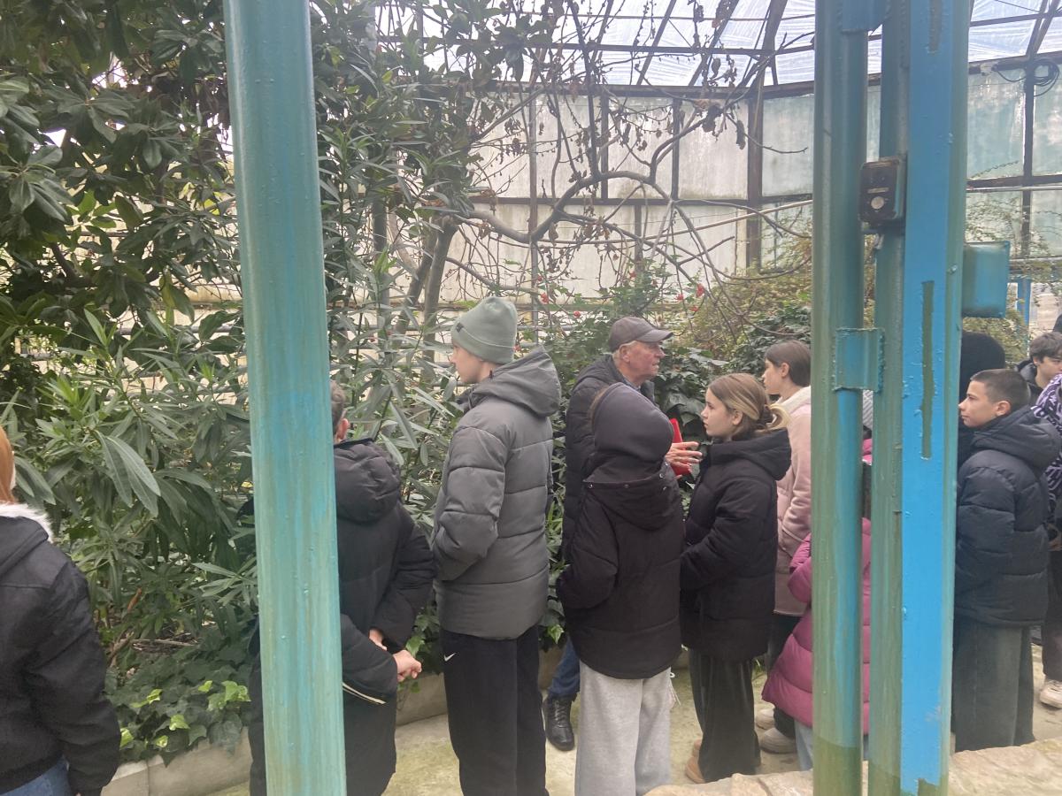 Профориентационная работа в фитотронно-тепличном интеллектуальном комплексе Фото 1