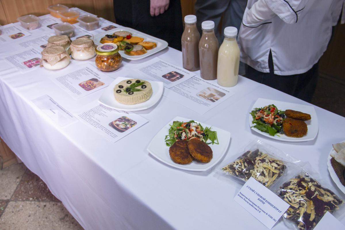 Конкурс-выставка блюд и кулинарных изделий «День технолога» Фото 3 Конкурс-выставка блюд и кулинарных изделий «День технолога» Фото 3