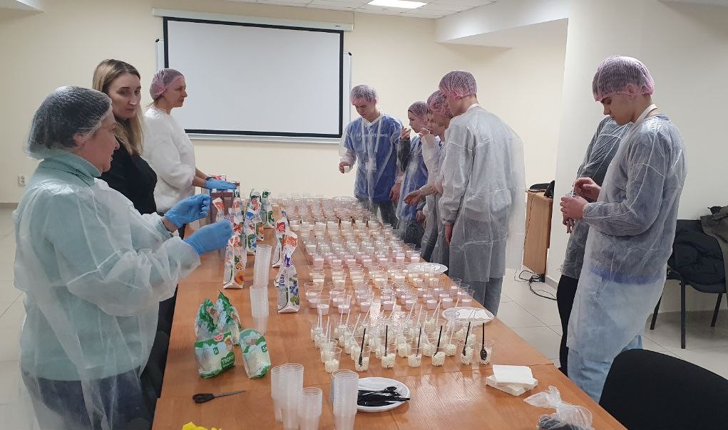 Участники вузовской профильной смены посетили два крупных предприятия пищевой промышленности Фото 6