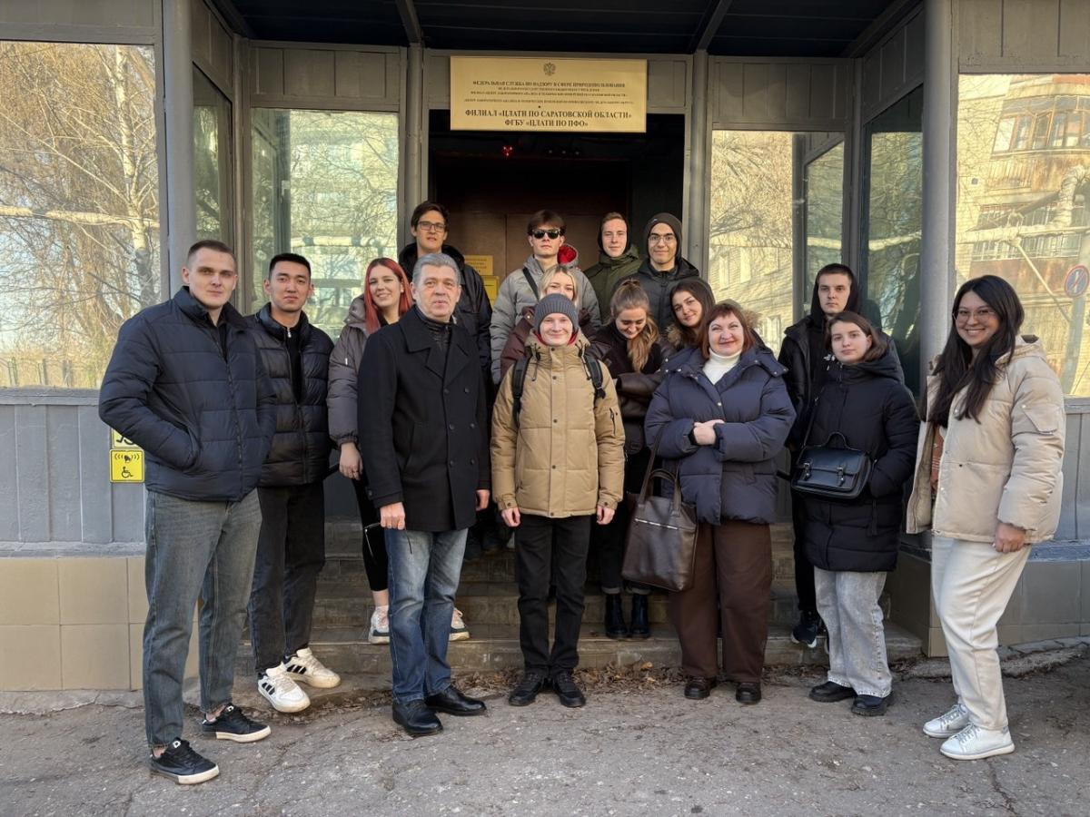 Практико-ориентированное посещение ФГБУ «Центр лабораторного анализа и технических измерений по Приволжскому федеральному округу» Фото 2 Практико-ориентированное посещение ФГБУ «Центр лабораторного анализа и технических измерений по Приволжскому федеральному округу» Фото 2