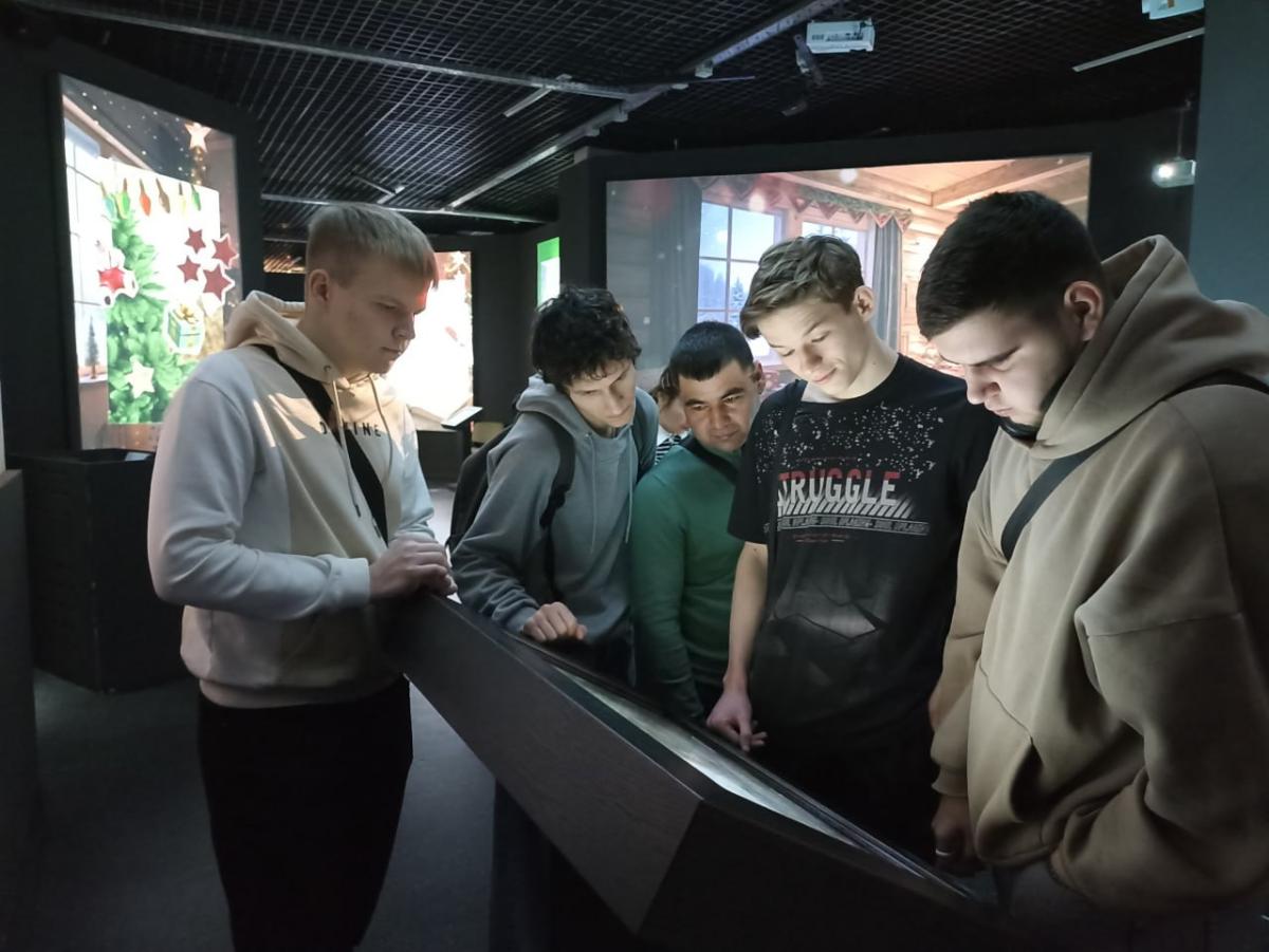 Интерактивная экскурсия «Повесть новогодних лет. Записки Деда Мороза» Фото 4 Интерактивная экскурсия «Повесть новогодних лет. Записки Деда Мороза» Фото 4