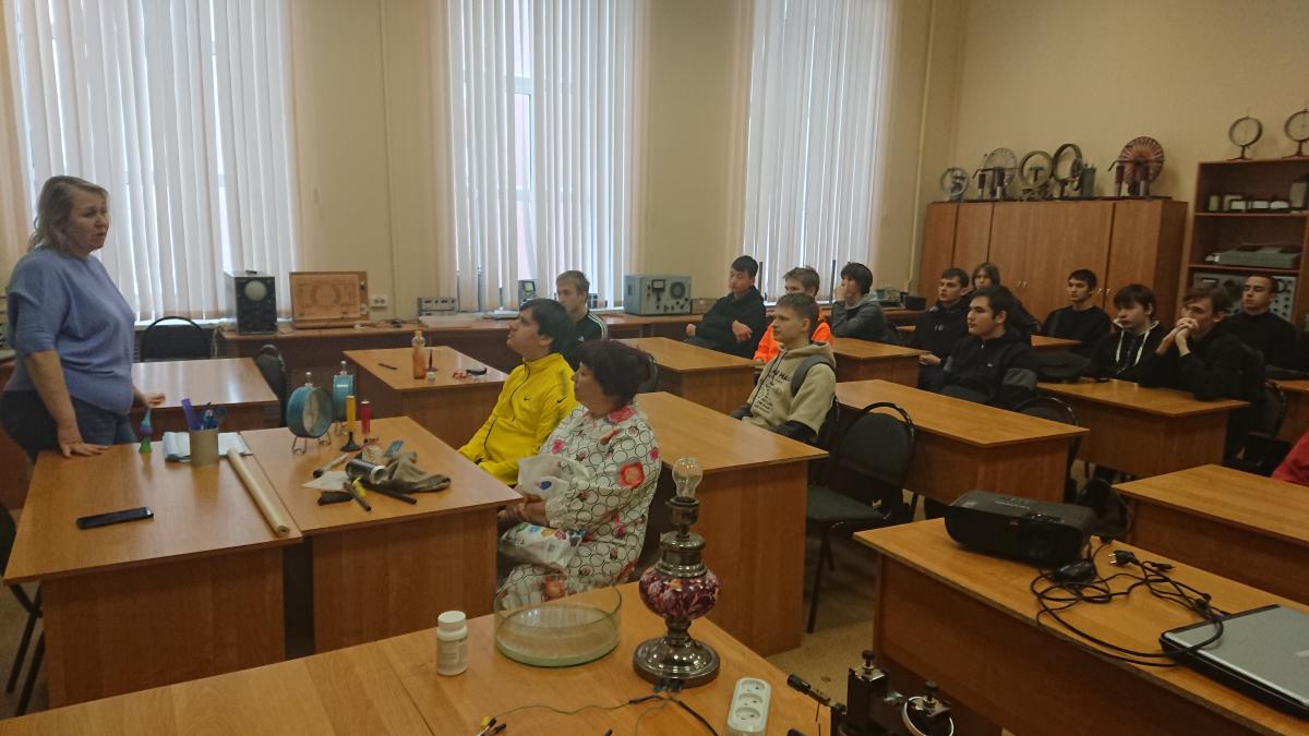 Мастер-класс "В мире электричества" Фото 1