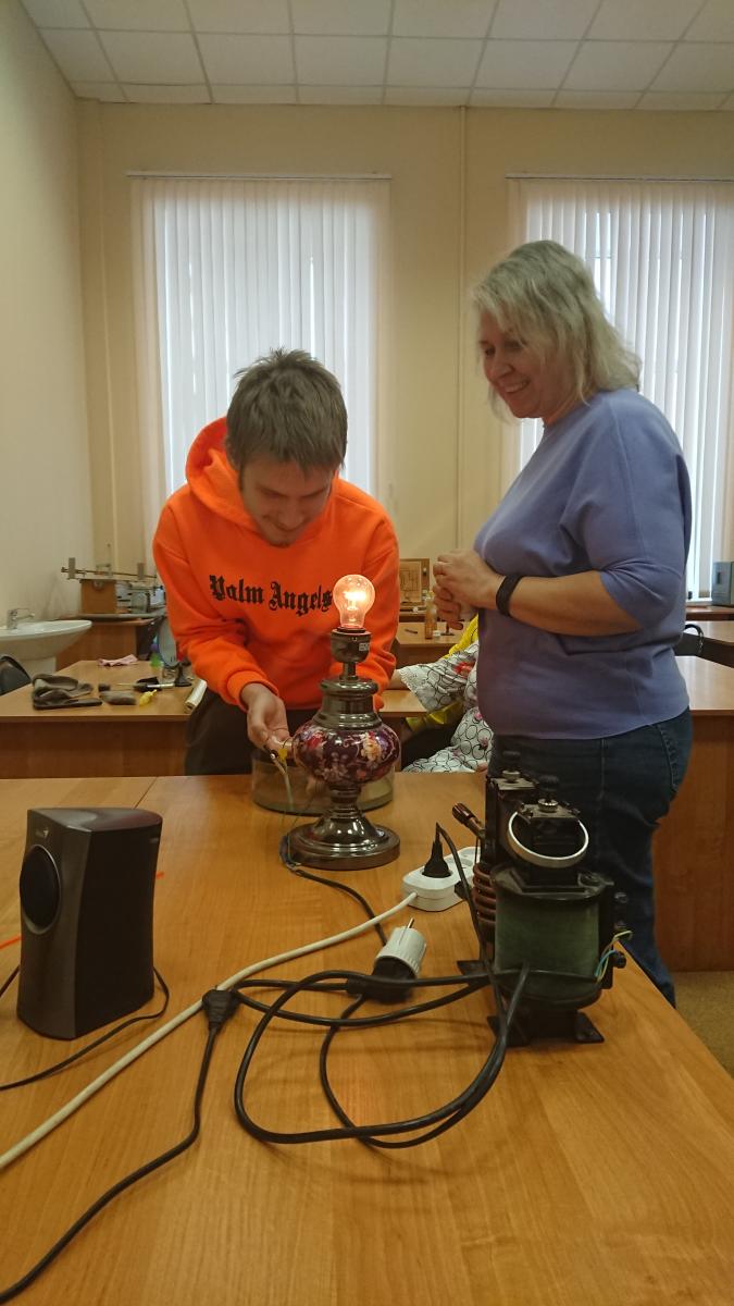 Мастер-класс "В мире электричества" Фото 10