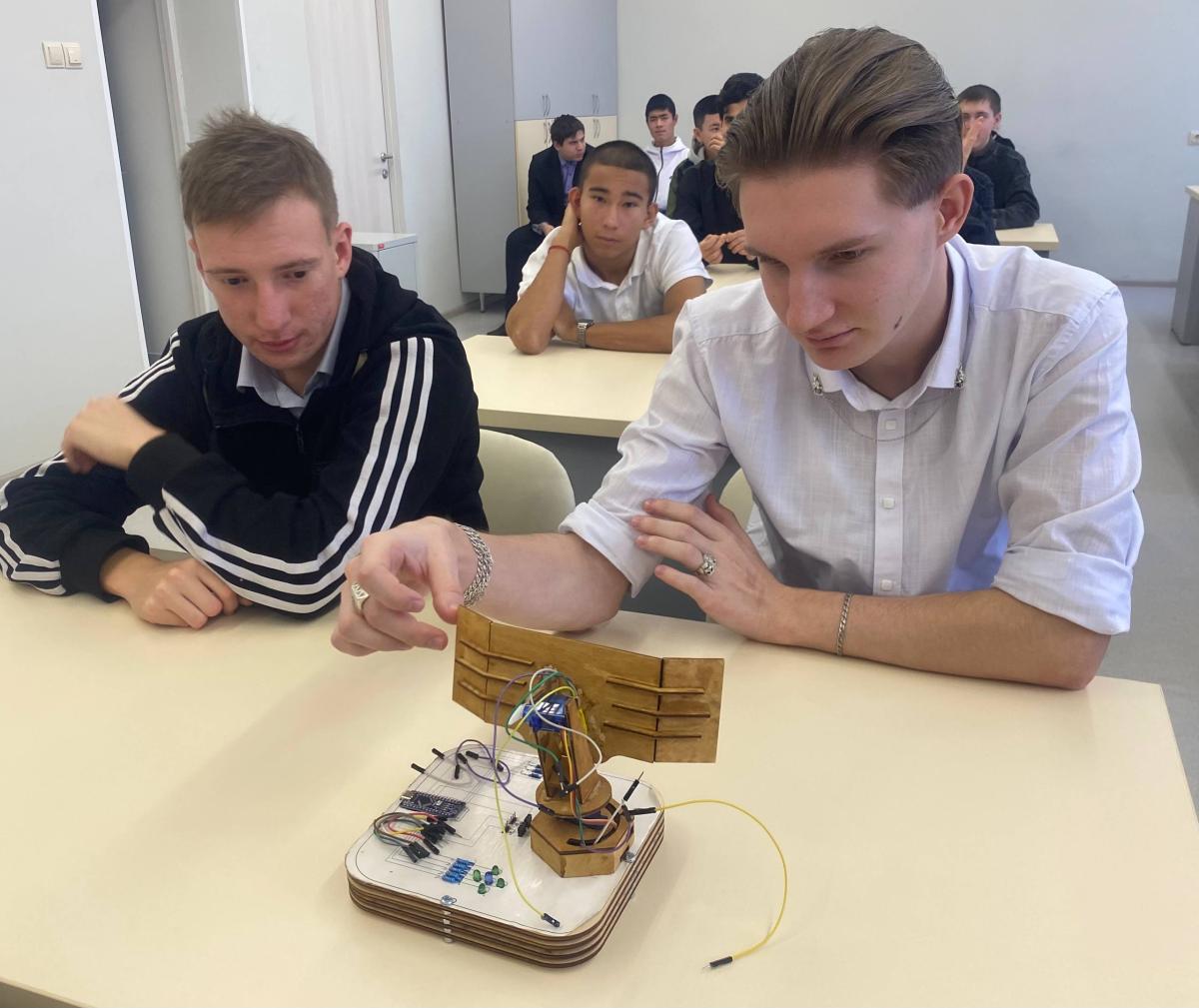 В агроклассах Ровенского района прошли профильные занятия