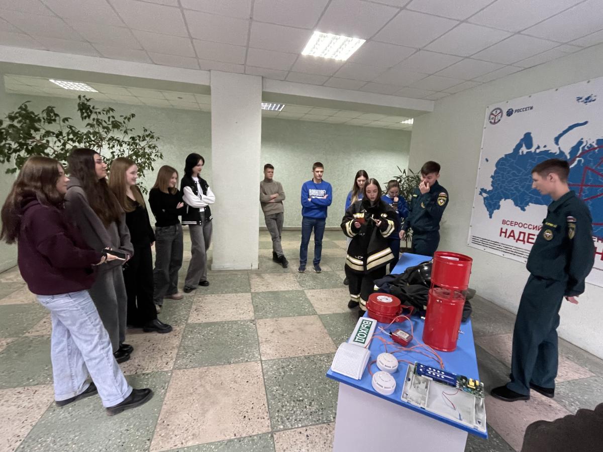 Школьники и обучающиеся колледжей познакомились с инженерными профессиями на мастер-классах в Вавиловском университете Фото 2